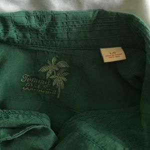Tommy Bahama 100% silk shirt