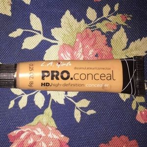 La girl pro concealer