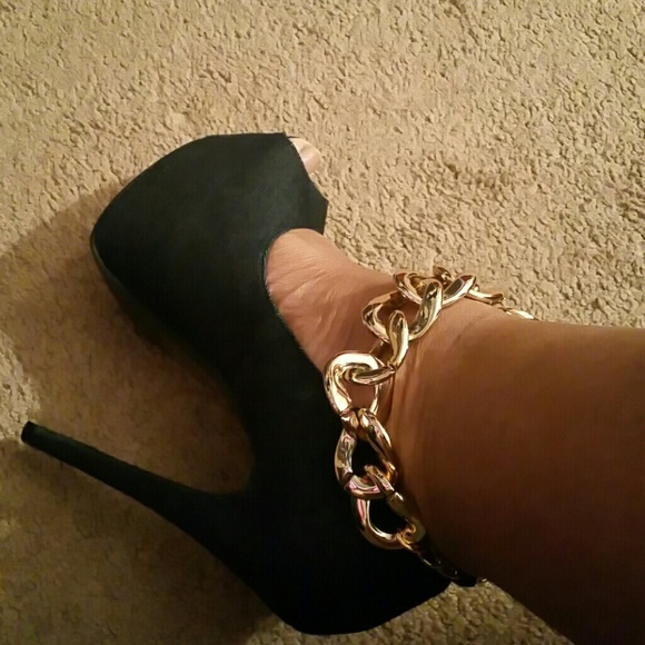 Ladies shoes - Picture 2 of 4