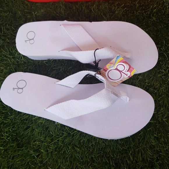 Womens sandals