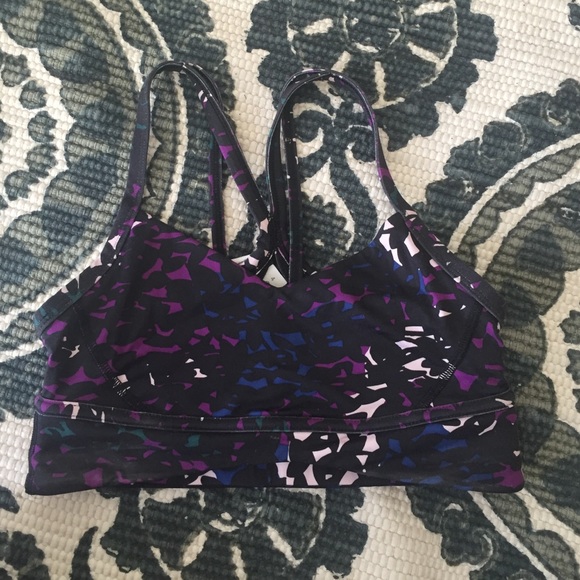 NEW LULULEMON SPORTS BRA! Without tags - Picture 1 of 3