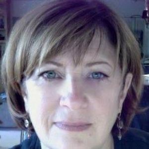 Meet your Posher, Leslie