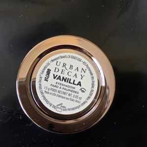 Urban Decay Vanilla eyeshadow