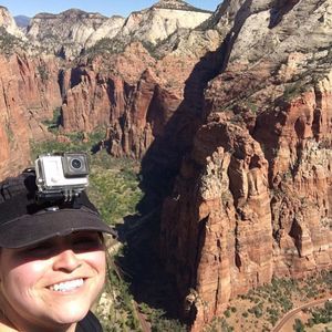 Meet your Posher, Ivette