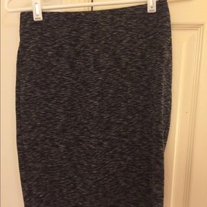 Gray Stretchy Pencil Skirt