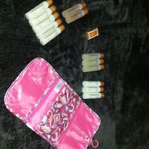 15 pc Make up organizer bag w travel size samples