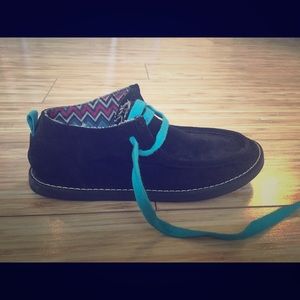 Rocket Dog Moccasin Booties size 6