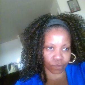 Meet your Posher, Sharon long