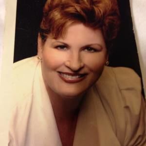 Meet your Posher, Yvette