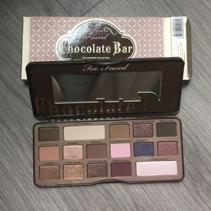 TOO FACED CHOCOLATE BAR