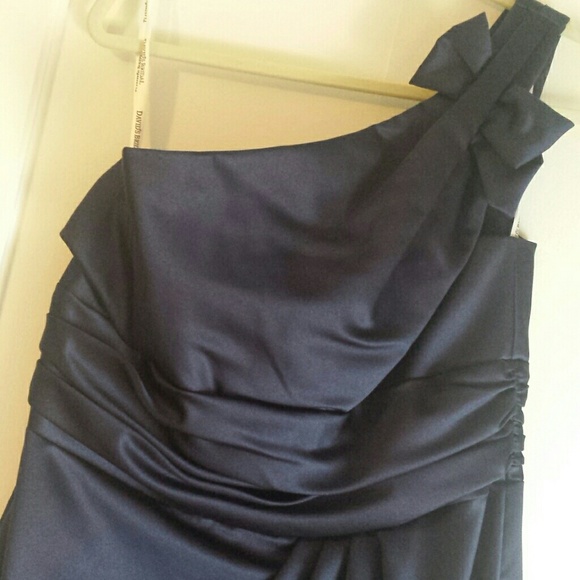 David's Bridal Bridesmaid dress - Picture 3 of 4