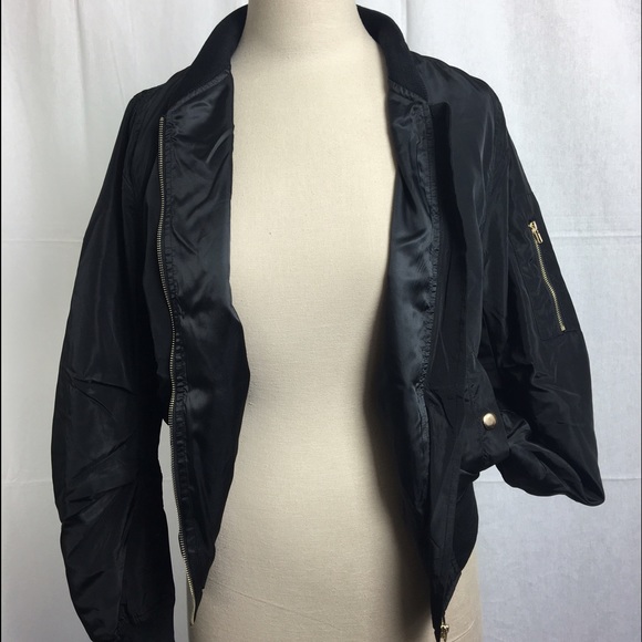 Sale💁🏽Must Go!Black Bomber Jacket - Picture 4 of 4
