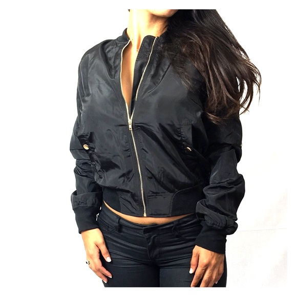 Sale💁🏽Must Go!Black Bomber Jacket - Picture 2 of 4