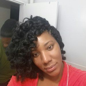 Meet your Posher, Elizabeth