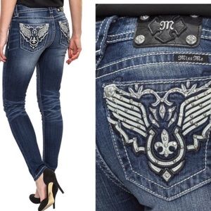 🎉Host Pick🎉NWT Awesome Miss me Skinny Jeans