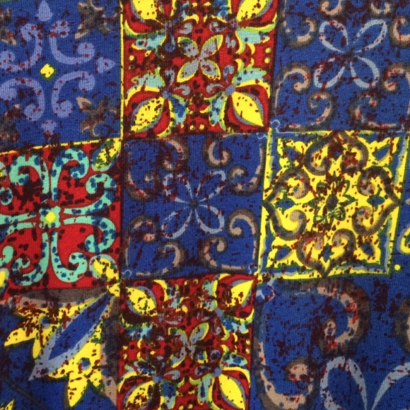 Lularoe Randy XS - Picture 3 of 3