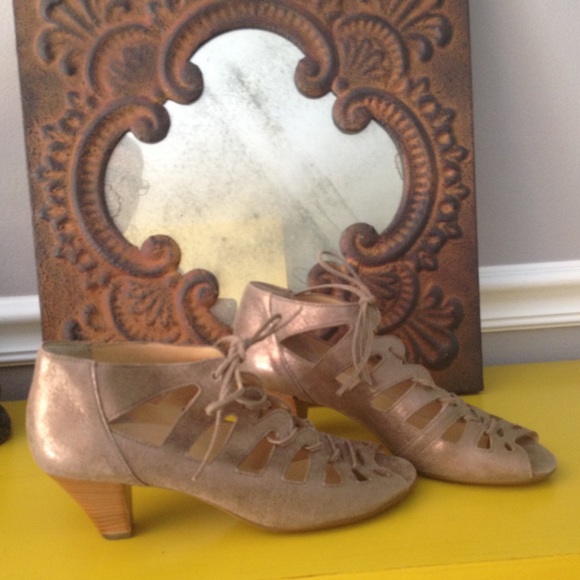 paul green travis bootie