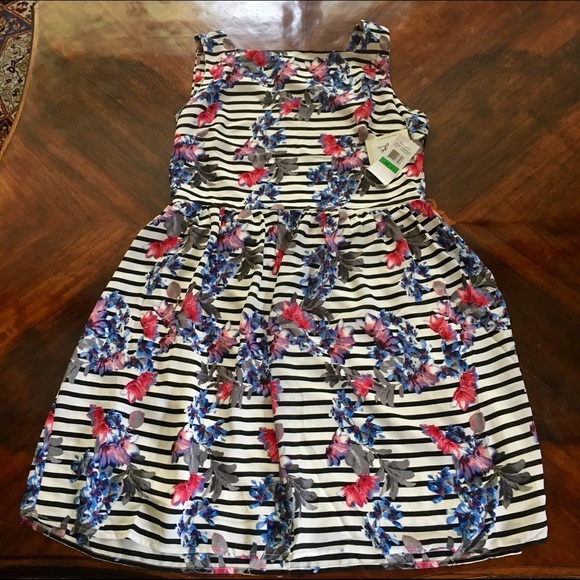Brand new with tags printed square neck dress