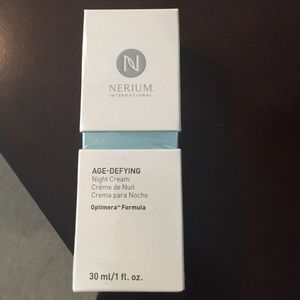 Nerium Optimera night cream. Age defying !