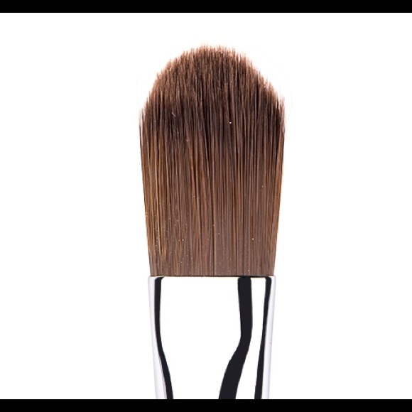 Concealer Brush