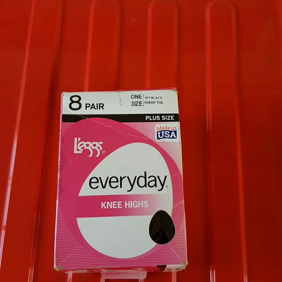 Leggs everyday knee highs