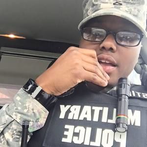 Meet your Posher, Ariel