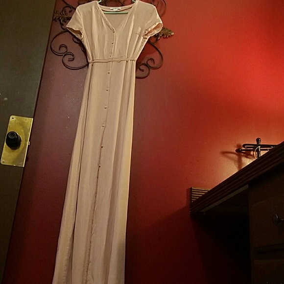 Gorgeous long dress!