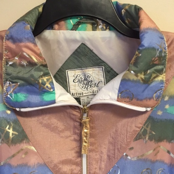 Vintage 90s Windbreaker