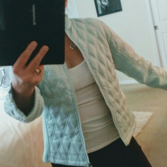 🐚Baby Ice Blue Quilted/Knit Jacket HOST PICK!🐚 - Picture 5 of 6