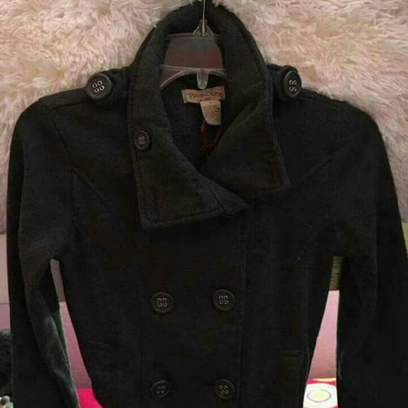 Coat - Picture 2 of 3