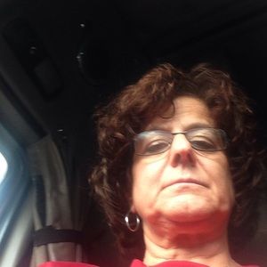 Meet your Posher, Deb