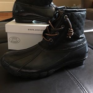 Steve Madden Tillis (Duck boot)