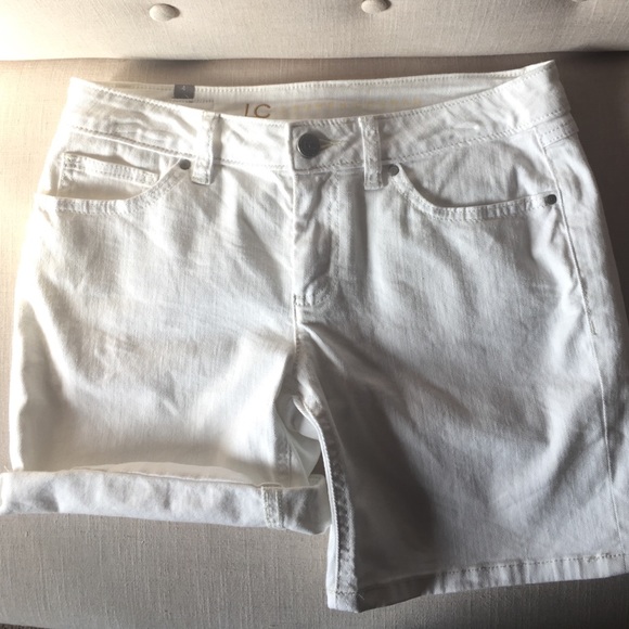 LC White shorts