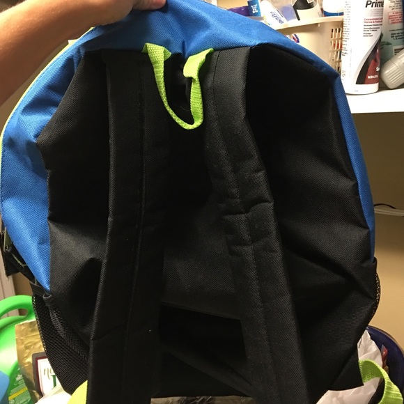 NWT backpack - Picture 2 of 2