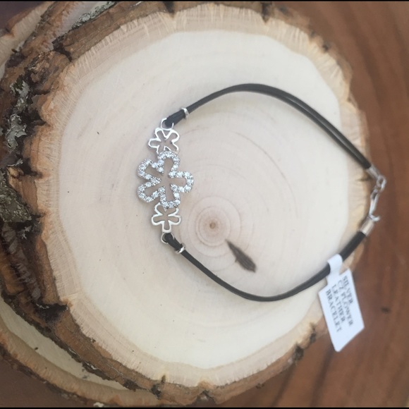 Women's sterling silver open flower bracelet