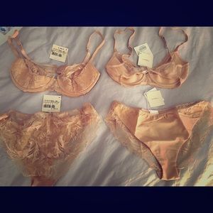 Host Pick!🎉NWT La Perla lace bra & panty