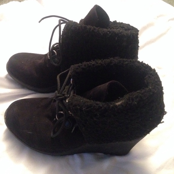 Womens booties - Picture 2 of 4