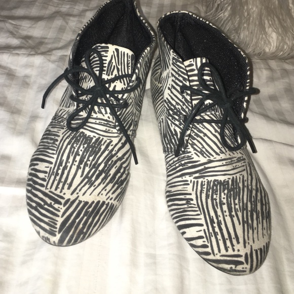 Black and white shoe