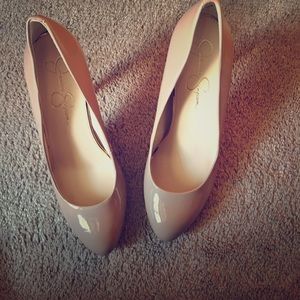 Jessica Simpson Nude Pumps