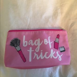 BRAND NEW CLINIQUE MAKEUP BAG+ PRODUCTS!!!💄