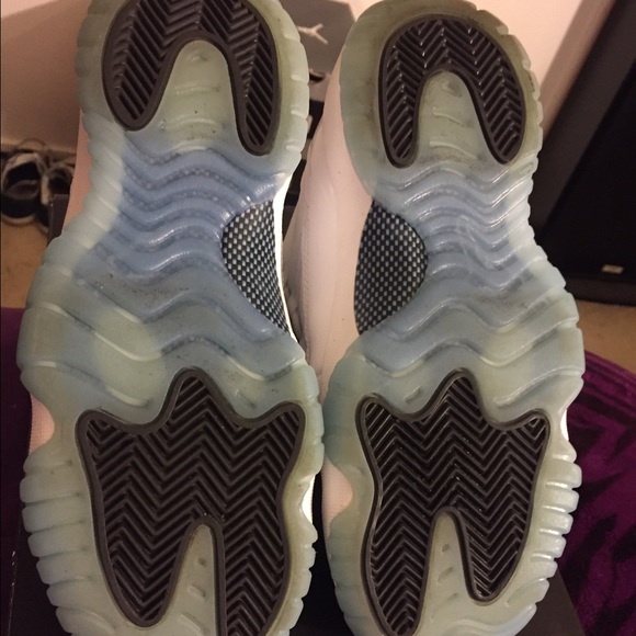 Jordan 11's - Picture 3 of 3