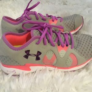 Women's Under Armour shoes