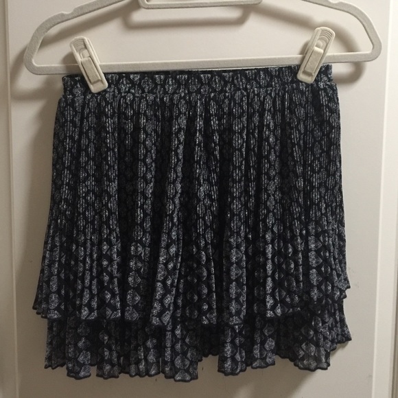 Ecote Pleated Tiered Chiffon Mini Skirt - Picture 1 of 4