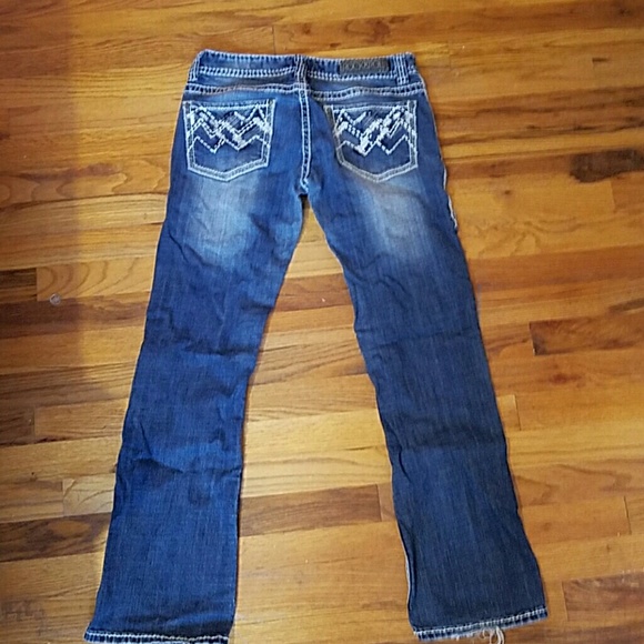 Jeans - Picture 2 of 3