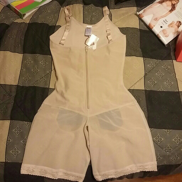 ❌Sold ❌ - Picture 2 of 3