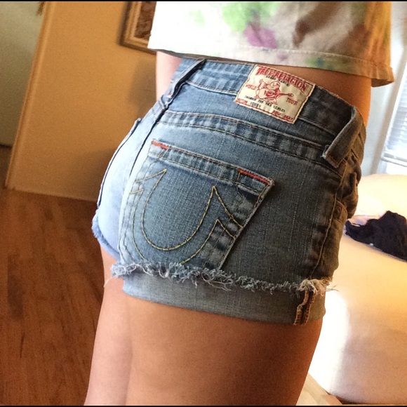 True Religion Shorts - Picture 1 of 4