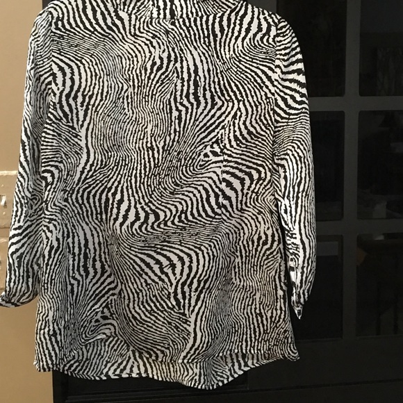 Top - Picture 3 of 3