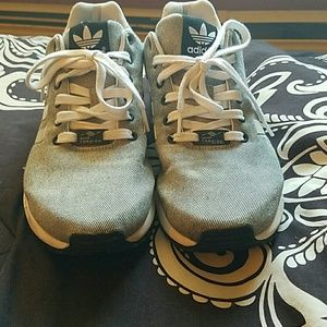 Addidas sneakers
