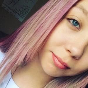 Meet your Posher, Lexi