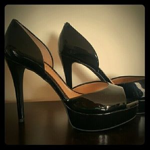 **MOVING SALE** Gianni Bini